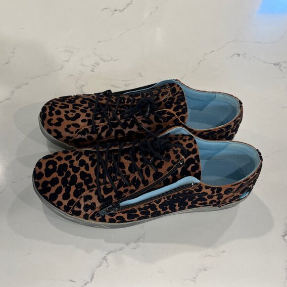 Cloud Footwear Women's Aika Fashion Sneaker Leopard print Size 41/10 US - Picture 4 of 10